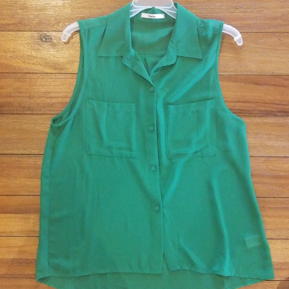 Sleeveless top
